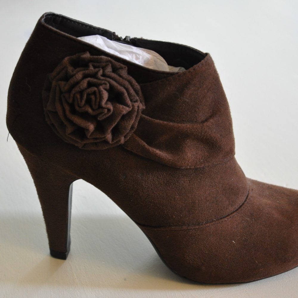 Forever Brown Booties Size 8.5